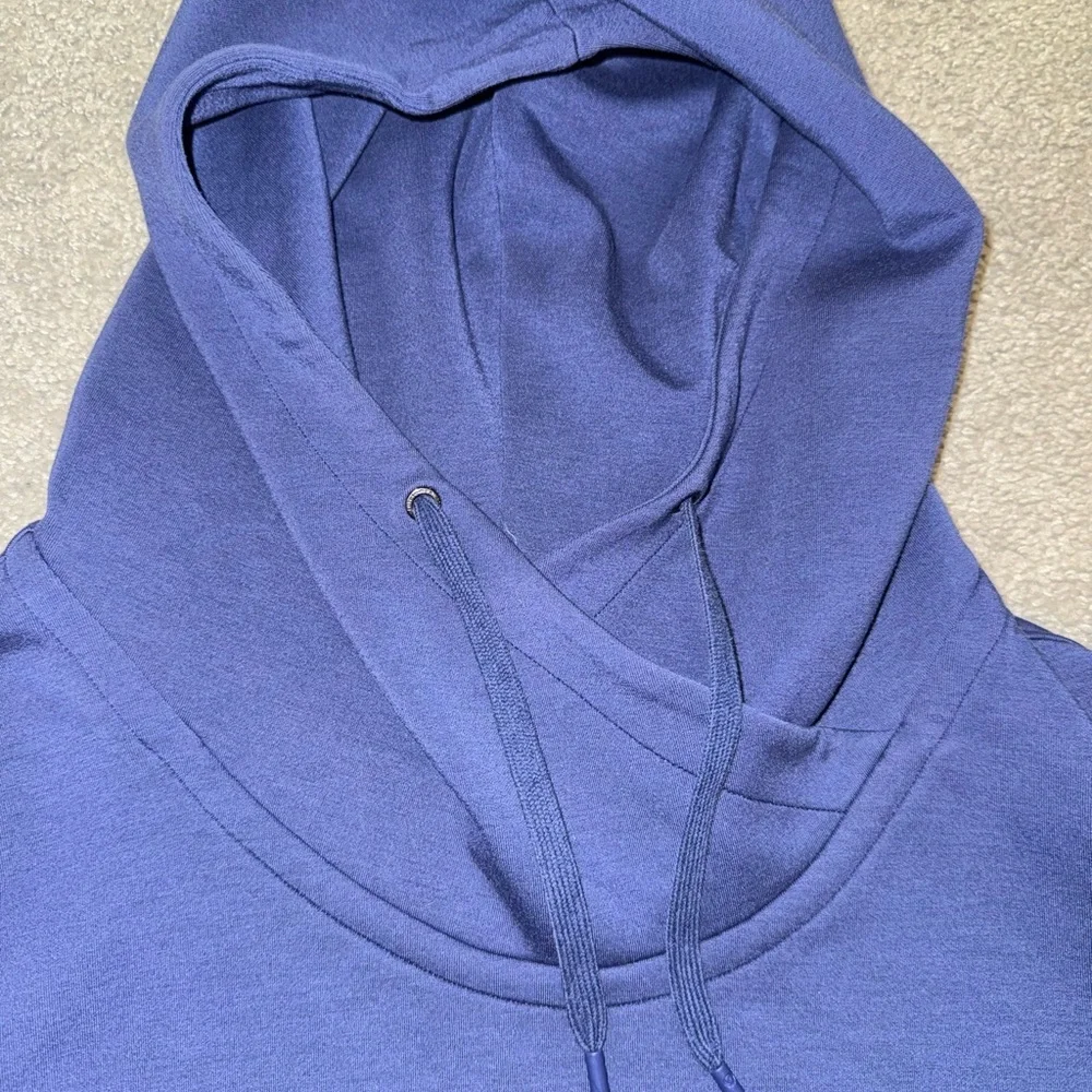 Lululemon Women’s Size 10 Navy Blue Hoodie Pullover Sweatshirt - Picture 3 of 6